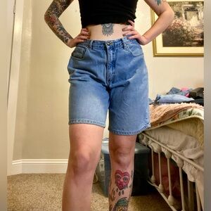 VINTAGE 90s BUGLE BOY denim shorts